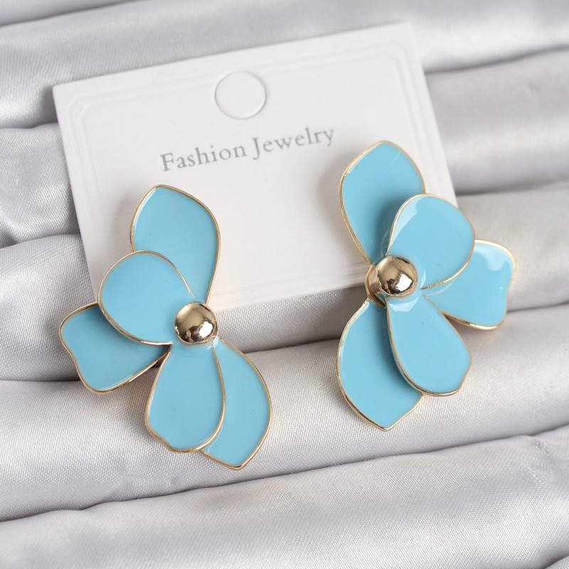 Mavi Mineli Lotus Model Pirinç Kadın Küpe