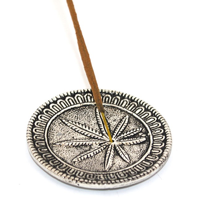 Metal Yuvarlak Tütsülük Model 1