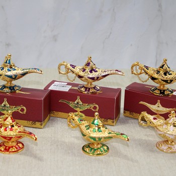 Mineli Metal Alaaddin Lambası Model 3