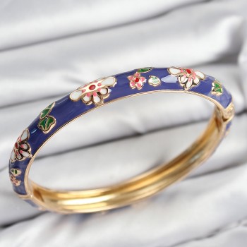 Mineli Pirinç Mor Çiçek Motifli Gold Kadın Kelepçe