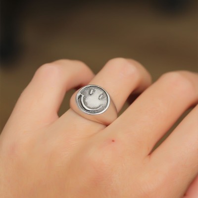 Otantik Emoji Tasarımlı Ayarlamalı Kadın Yüzük