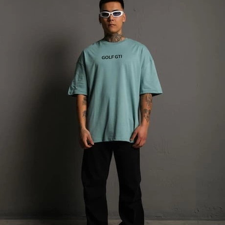 Oversize Baskılı Tişört – Golf GTI Retro Araba Desenli,-Mint Yeşili -