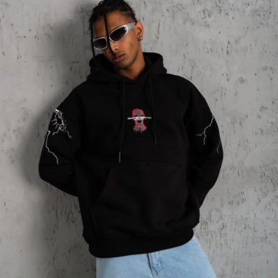 Oversize Üç İplik Kapüşonlu Sweatshirt – Siyah “Don’t Be Terrified” Ön, Sırt ve Kol Baskılı, Kanguru Cepli, Ribanalı Rahat Model- Siyah -