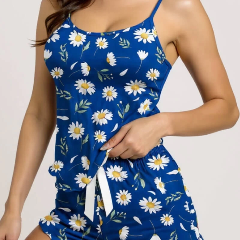 Papatya Desenli Mavi Askılı Şortlu Pijama Takımı