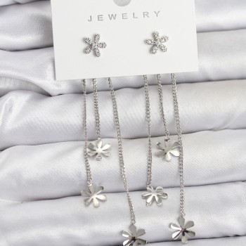 Papatya Model Gümüş Renk Pirinç Sallantılı Kadın Küpe