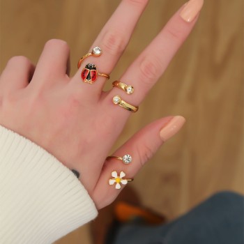 Papatya Tasarımlı Zirkon Taşlı Ayarlanabilir Yüzük