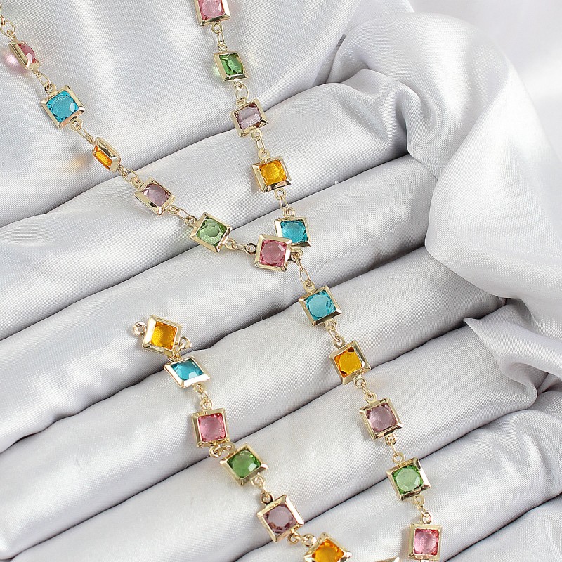 Pirinç Asorti Kare Model Gold Renk Zirkon Taşlı Y Kolye