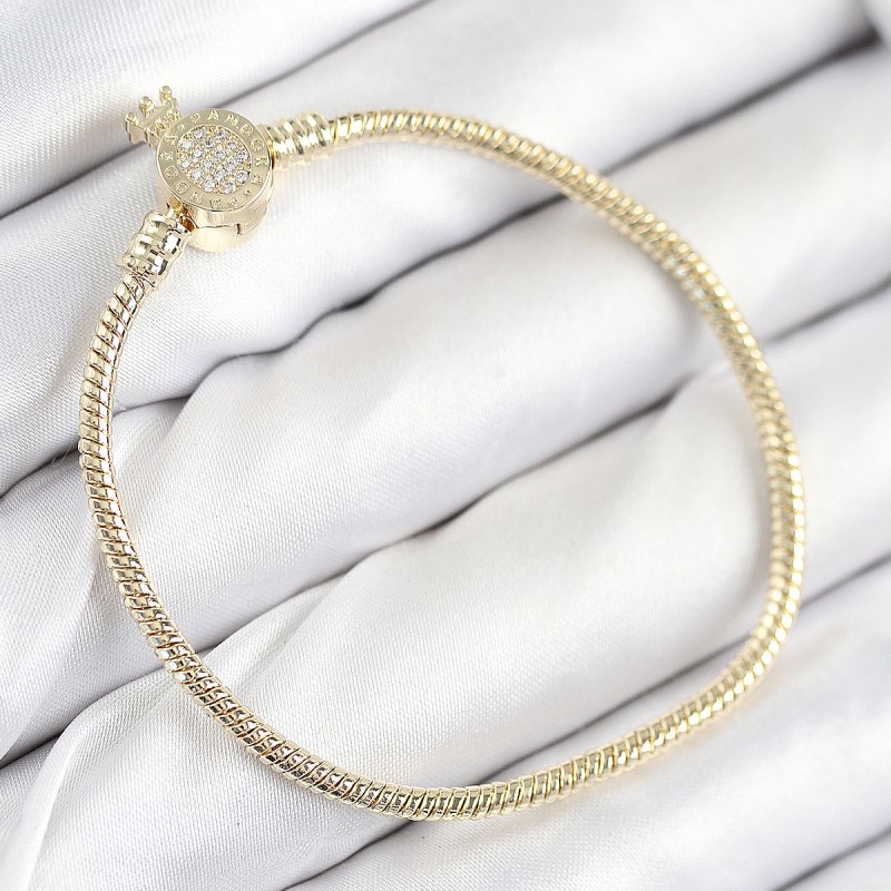 Pirinç Charm Zirkon Taşlı Taç Model Gold Renk Kadın Bileklik