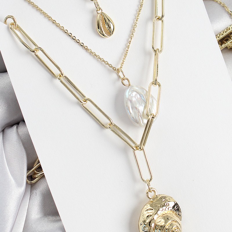 Pirinç Çoklu Zincirli İncili Deniz Kabuğu Model Gold Renk Kadın Kolye