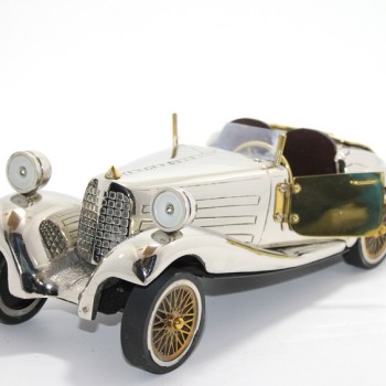 Pirinç Eski Model Araba No 3