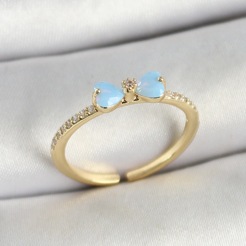 Pirinç Fiyonk Figürlü Zirkon Taşlı Gold Renk Ayarlanabilir Kadın Yüzük