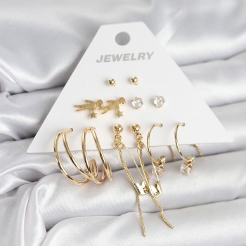 Pirinç Gold Renk 6 Çiftli Kadın Küpe Seti