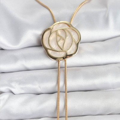 Pirinç Gold Renk Gül Model Asansörlü Kadın Kolye