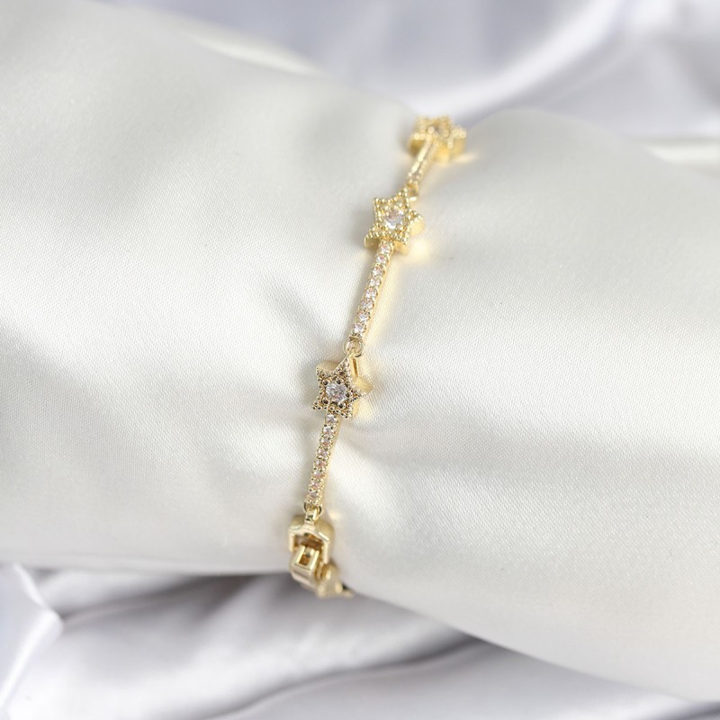 Pirinç Gold Renk Halley Yıldız Model Kadın Bileklik