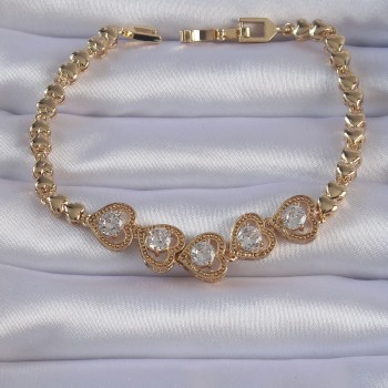 Pirinç Gold Renk İçi Zirkon Taşlı Kalp Figürlü Bileklik