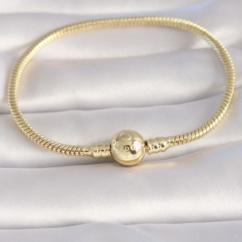 Pirinç Gold Renk İşleme Detay Charm Model Kadın Bileklik