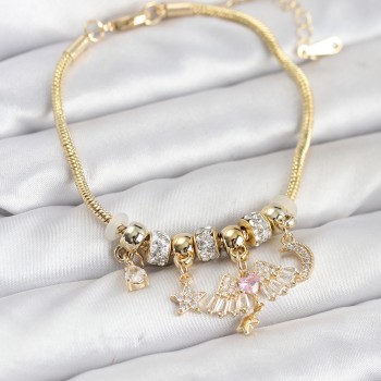 Pirinç Gold Renk Kanatlı Charmlı Kadın Bileklik