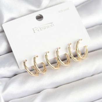 Pirinç Gold Renk Kemik Halka Model 925 Ayar Gümüş Çivili Kadın Küpe Seti