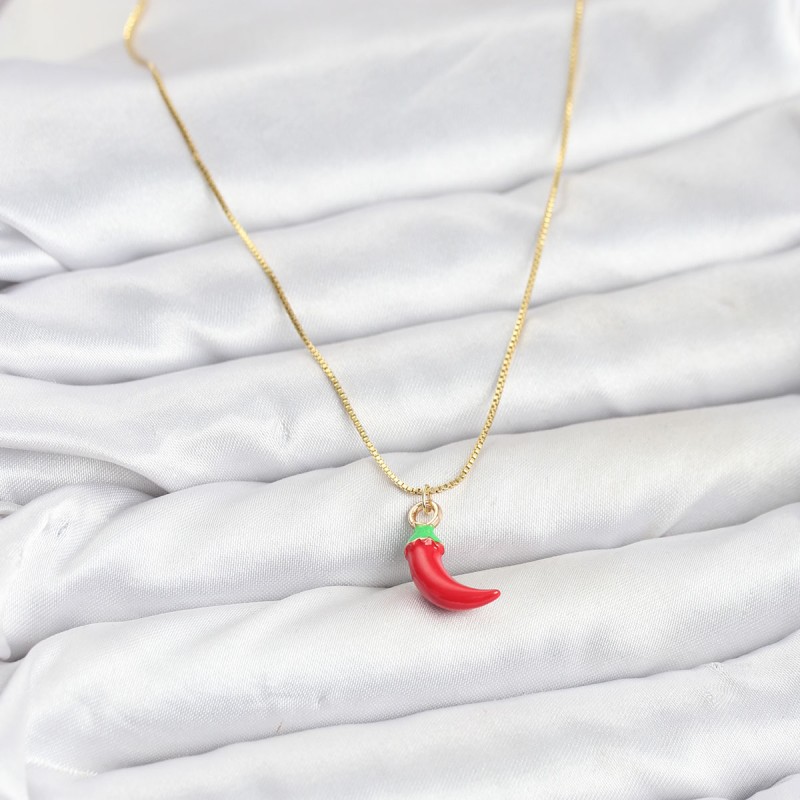 Pirinç Gold Renk Kırmızı Kapya Biber Model Kadın Kolye