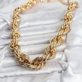 Pirinç Gold Renk Sarmal Halat Model Kadın Kolye
