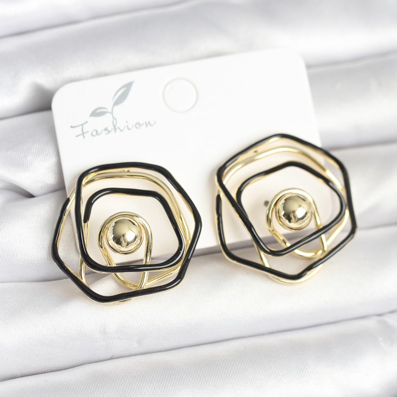 Pirinç Gold Renk Siyah Mineli Geometrik Gül Model Kadın Küpe