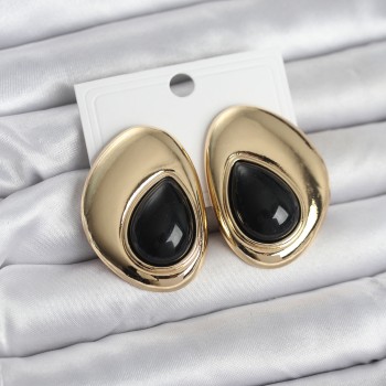 Pirinç Gold Renk Siyah Taşlı Damla Model Vintage Kadın Küpe