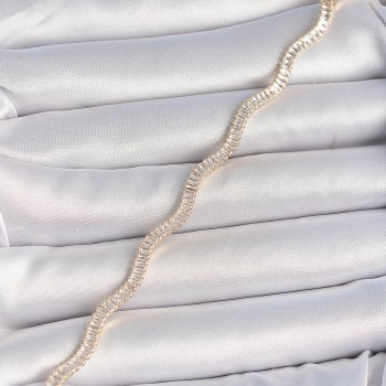 Pirinç Gold Renk Su Yolu Zirkon Taşlı Model Kadın Bileklik