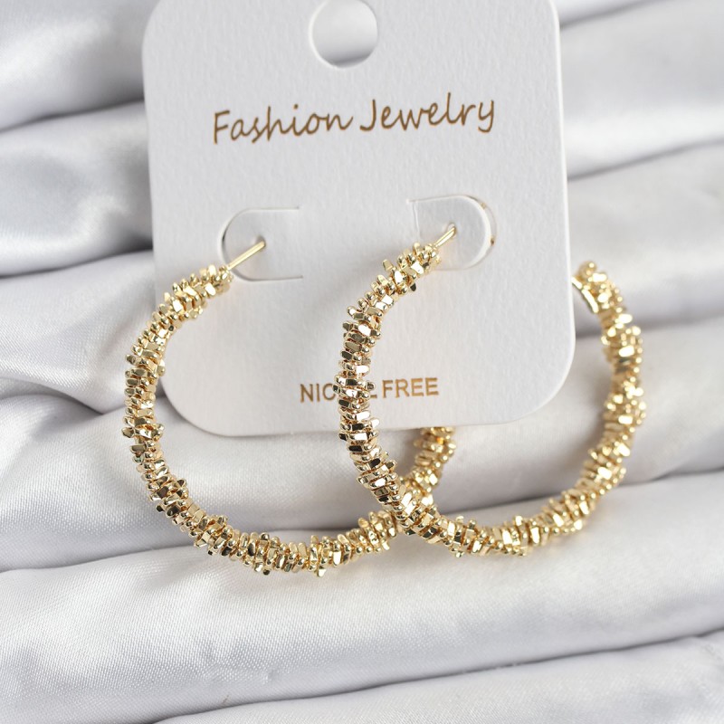 Pirinç Gold Renk Tırtıklı Halka Model Kadın Küpe