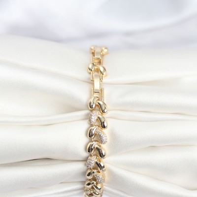 Pirinç Gold Renk VIP Seri Sarmal Damla Model Zirkon Taşlı Kadın Bileklik