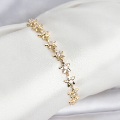 Pirinç Gold Renk VIP Seri Sıralı Taşlı Yıldız Model Zirkon Taşlı Kadın Bileklik