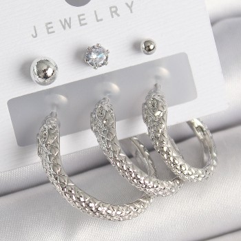 Pirinç Gold Renk Zirkon Taş Detaylı Halka Yılan Model Kadın Küpe Seti