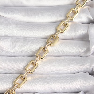 Pirinç Gold Renk Zirkon Taş Detaylı Kare Zincir Model Xuping VIP Exculusive Seri Kadın Bileklik