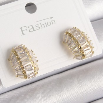 Pirinç Gold Renk Zirkon Taşlı Kaplumbağa Kabuğu Model Kadın Küpe