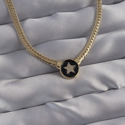 Pirinç Gold Renk Zirkon Taşlı Yıldız Model Siyah Mineli Ezme Zincirli Serenay Kolyesi