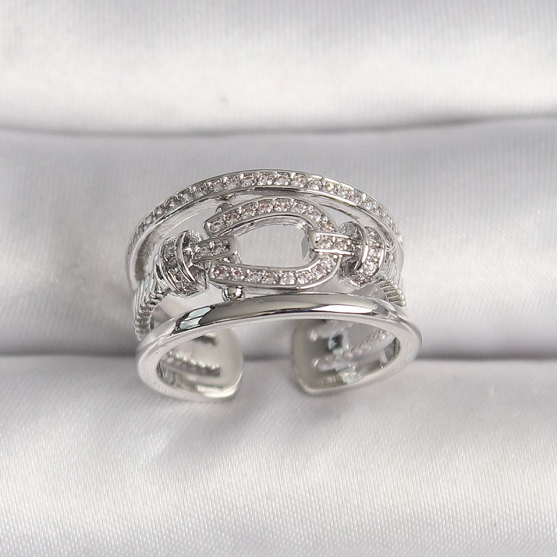 Pirinç Gümüş Renk Ayarlanabilir Zirkon Taşlı Gemici Düğüm Model Kadın Yüzük