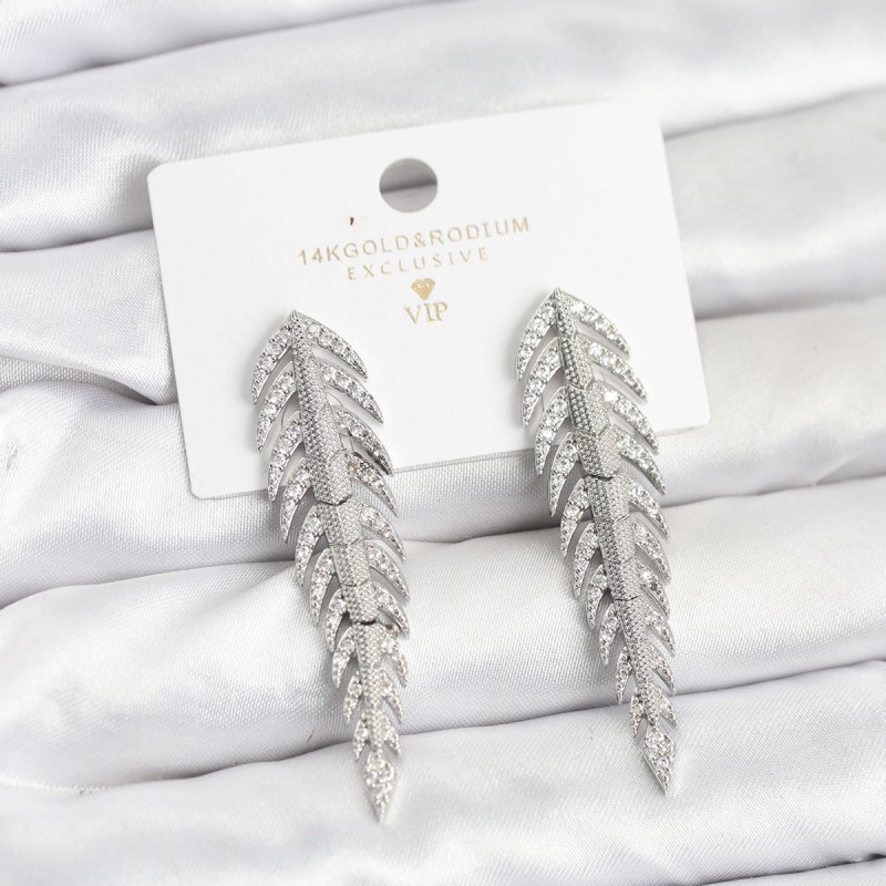 Pirinç Gümüş Renk Balık Sırtı Model Zirkon Taşlı Kadın Küpe