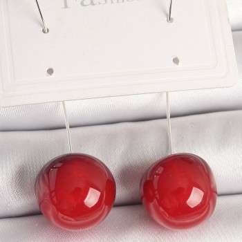 Pirinç Gümüş Renk Çivi Kiraz Model Kadın Küpe