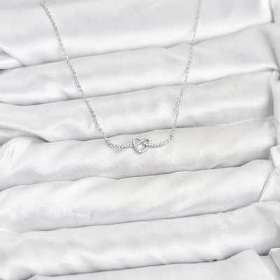 Pirinç Gümüş Renk Düğüm Kalp Model Kadın Kolye