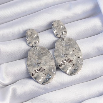 Pirinç Gümüş Renk Ezme Plaka Küpe