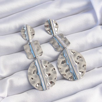 Pirinç Gümüş Renk Geometrik Ezme Plaka Küpe