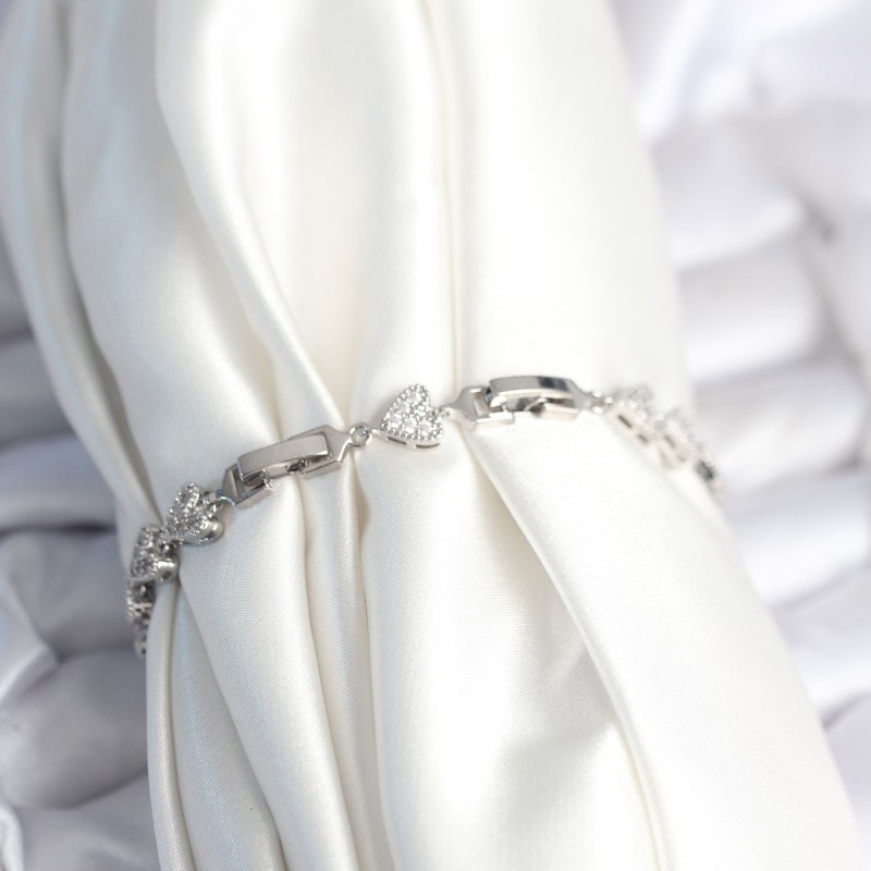 Pirinç Gümüş Renk Kalp Model Kadın Bileklik