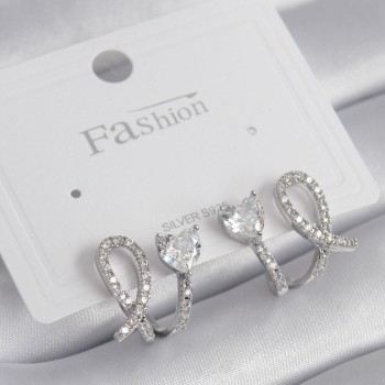 Pirinç Gümüş Renk Kalp Model Zirkon Taşlı Kadın Küpe