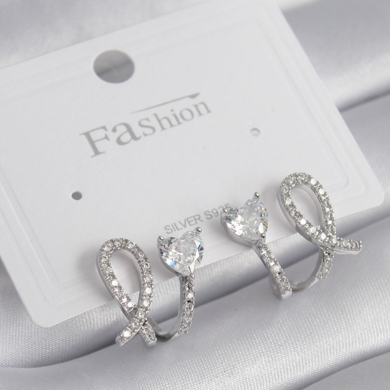 Pirinç Gümüş Renk Kalp Model Zirkon Taşlı Kadın Küpe