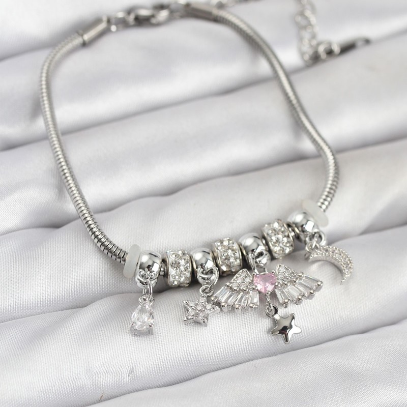 Pirinç Gümüş Renk Kanatlı Charmlı Kadın Bileklik