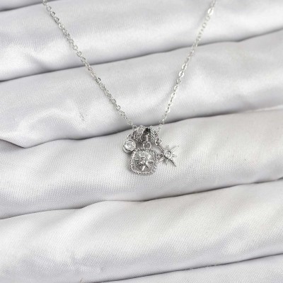 Pirinç Gümüş Renk Minimal Charmlı Kadın Kolye