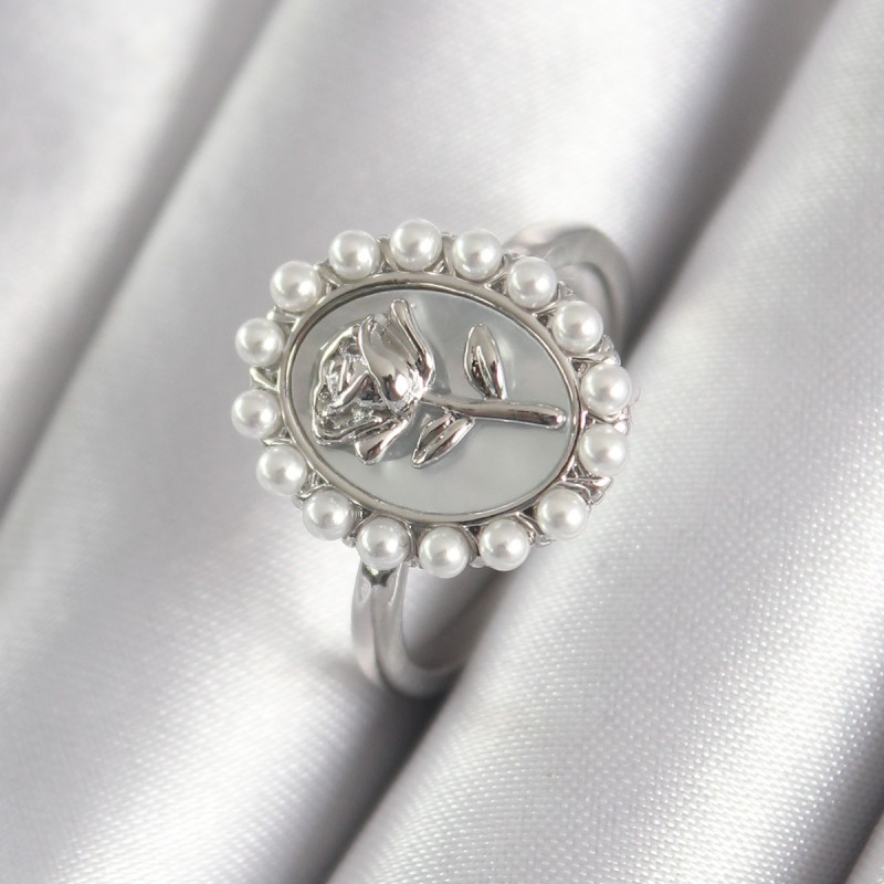 Pirinç Gümüş Renk Portre Gül Model İnci Detay Kadın Yüzük