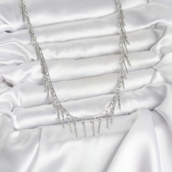 Pirinç Gümüş Renk Saçaklı Model Kadın Kolye