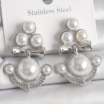 Pirinç Gümüş Renk Sallantı İncili Çapa Model Kadın Küpe