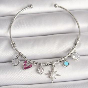Pirinç Gümüş Renk Sallantı Zirkon Taşlı Kutup Yıldız Figür Kalp Detay Charm Kadın Bileklik