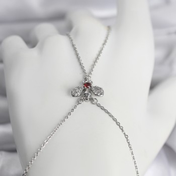 Pirinç Gümüş Renk Sinek Model Kadın Şahmeran